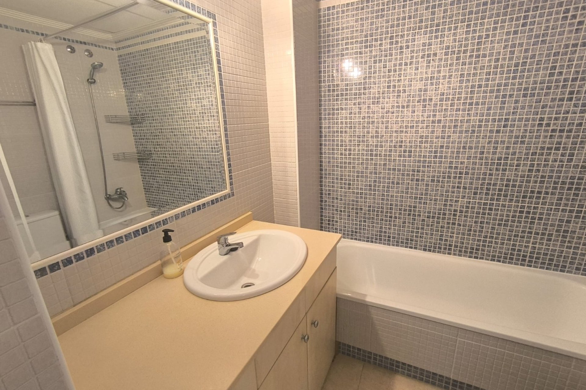 Re-Sale - Apartment - Las Heredades