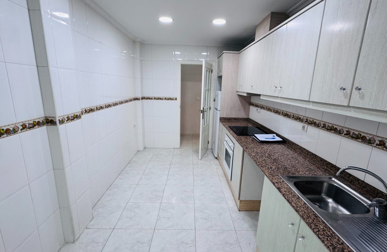 Re-Sale - Apartment - Los Montesinos