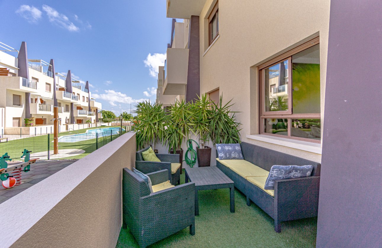 Re-Sale - Apartment - Mil Palmeras - Beach