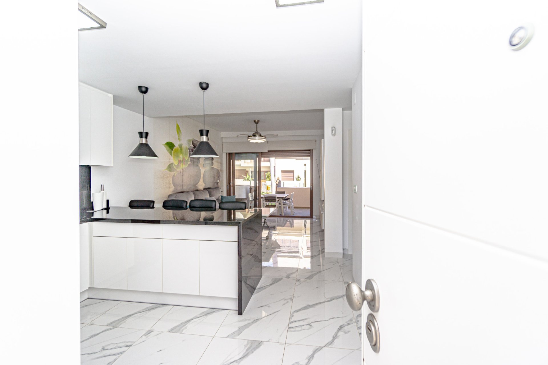 Re-Sale - Apartment - Mil Palmeras - Beach