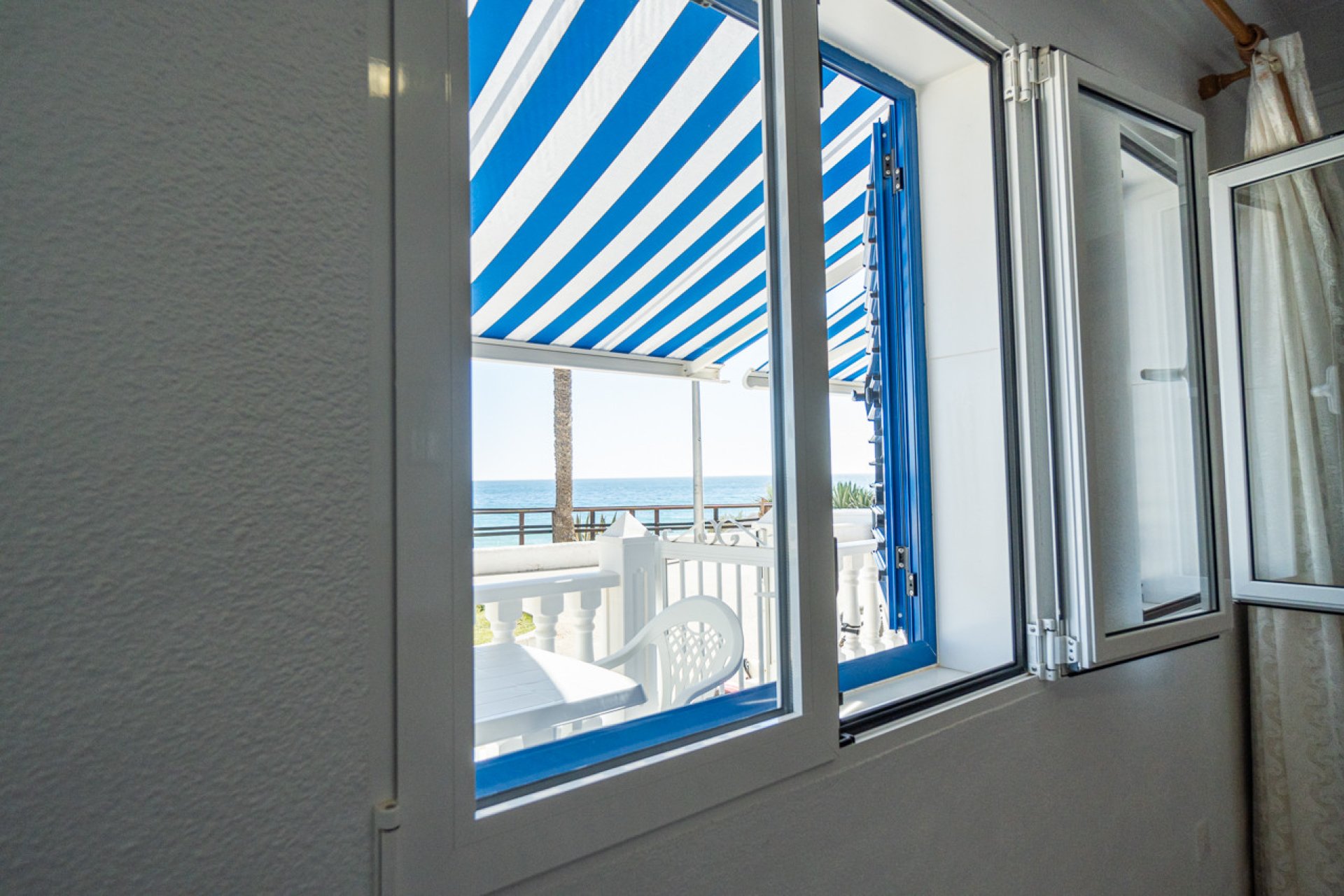 Re-Sale - Apartment - Mil Palmeras - Beach