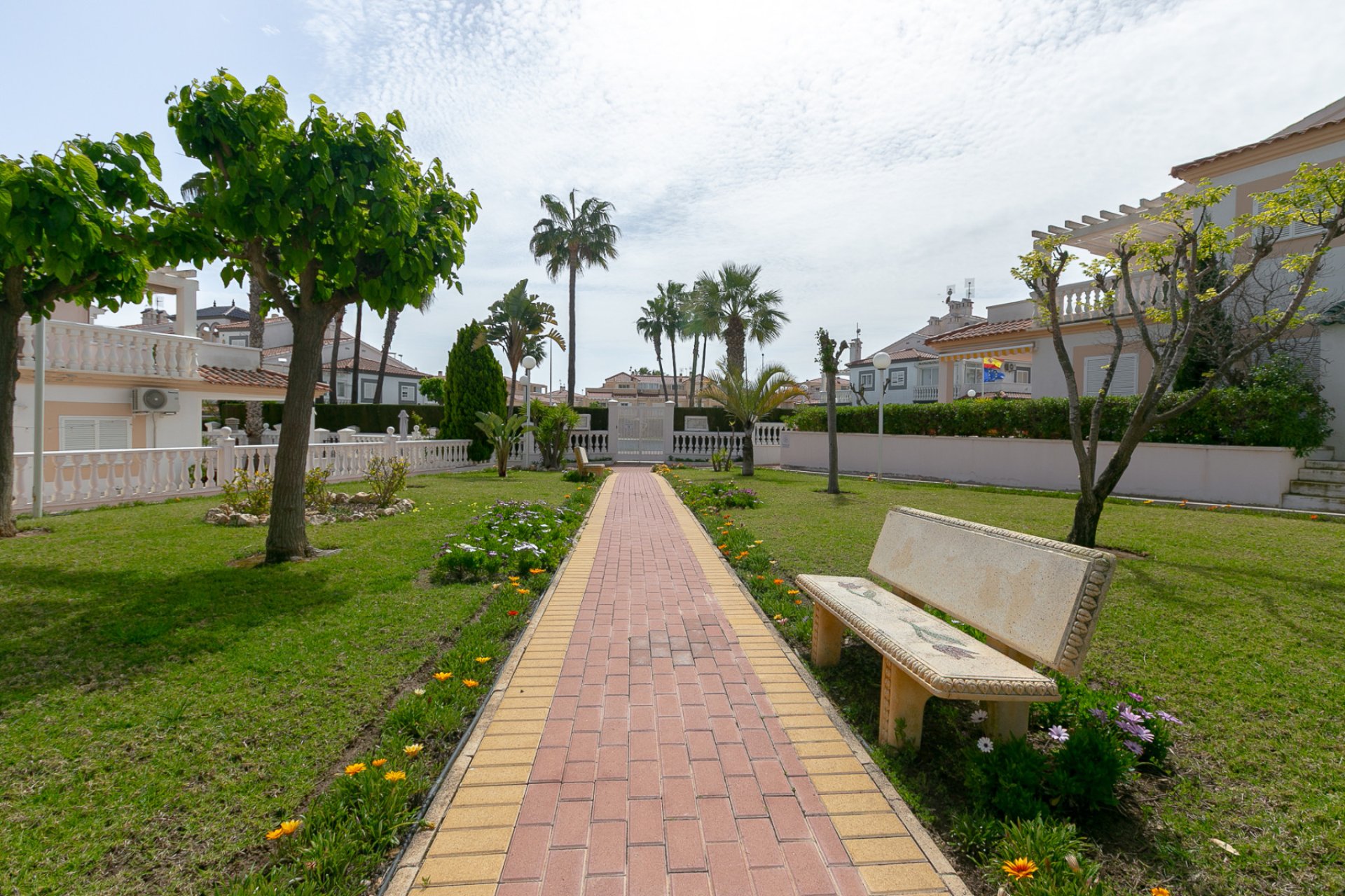 Re-Sale - Apartment - Playa Flamenca - Zenia Mar