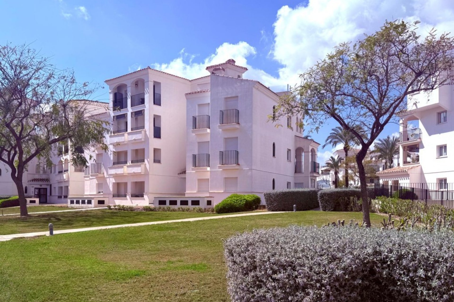 Re-Sale - Apartment - Sucina