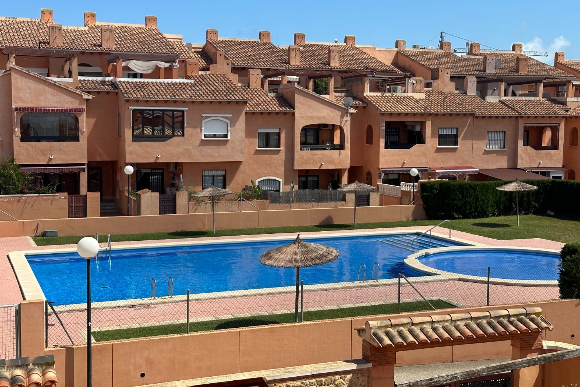 Re-Sale - Apartment - Torrevieja - Aguas Nuevas