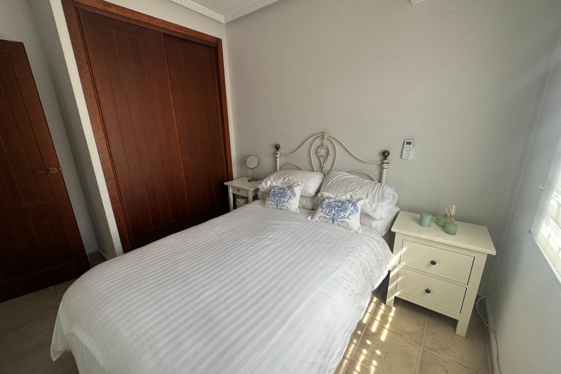 Re-Sale - Apartment - Torrevieja - Aguas Nuevas