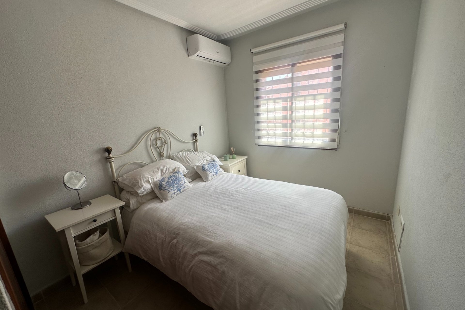 Re-Sale - Apartment - Torrevieja - Aguas Nuevas