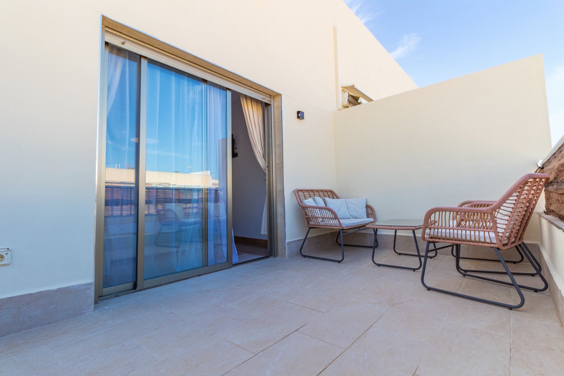 Re-Sale - Apartment - Torrevieja - Beach