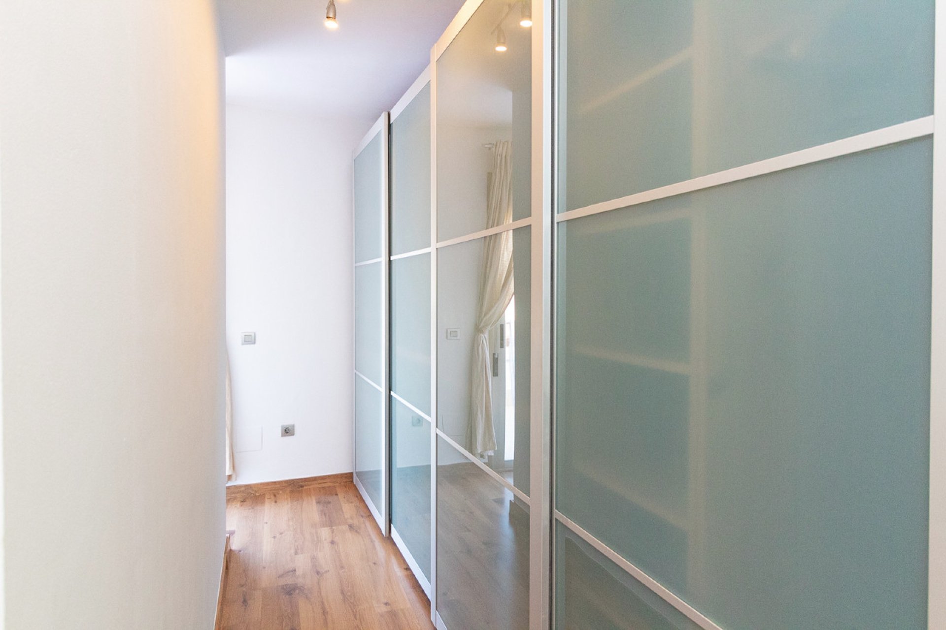 Re-Sale - Apartment - Torrevieja - Beach