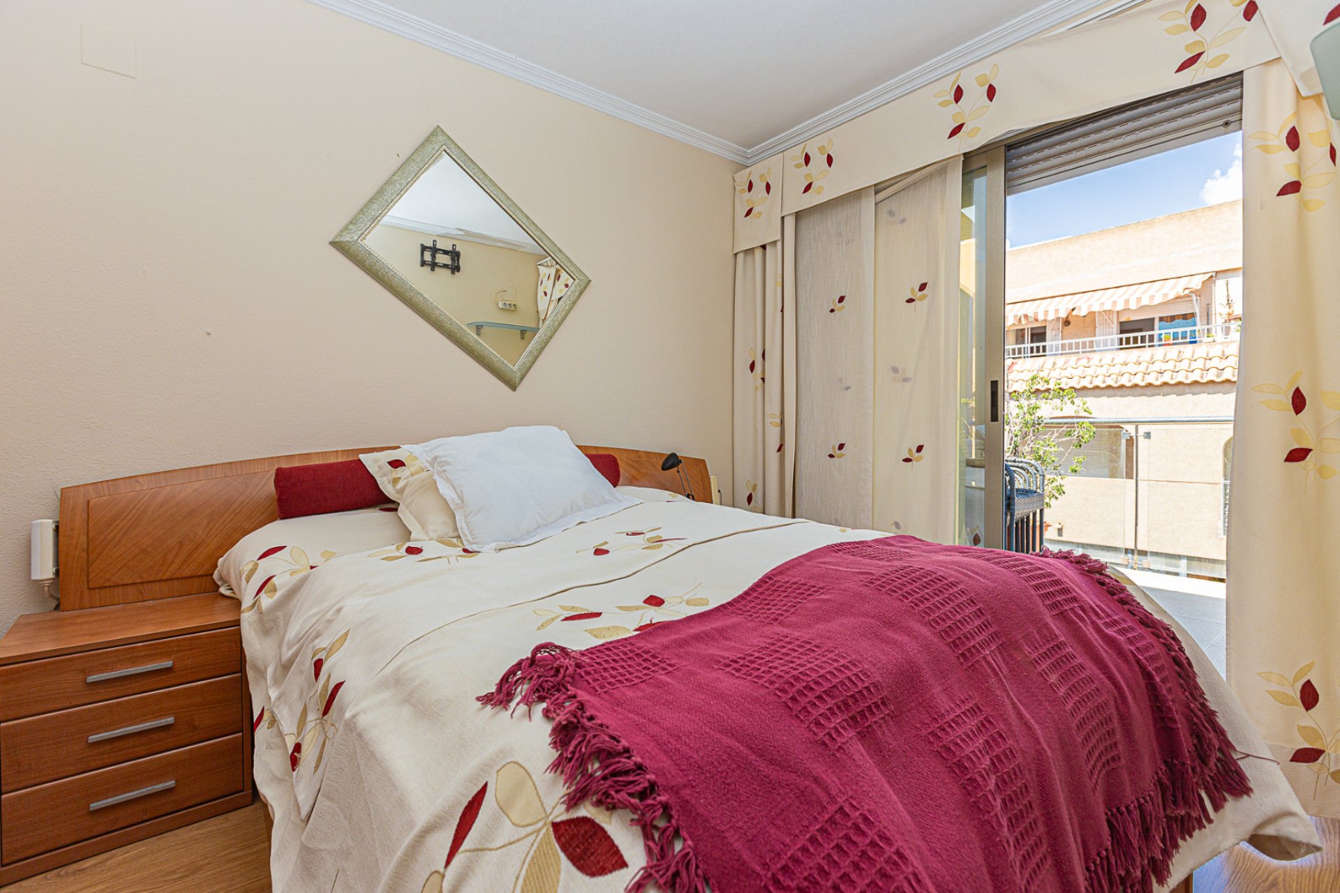Re-Sale - Apartment - Torrevieja - Beach