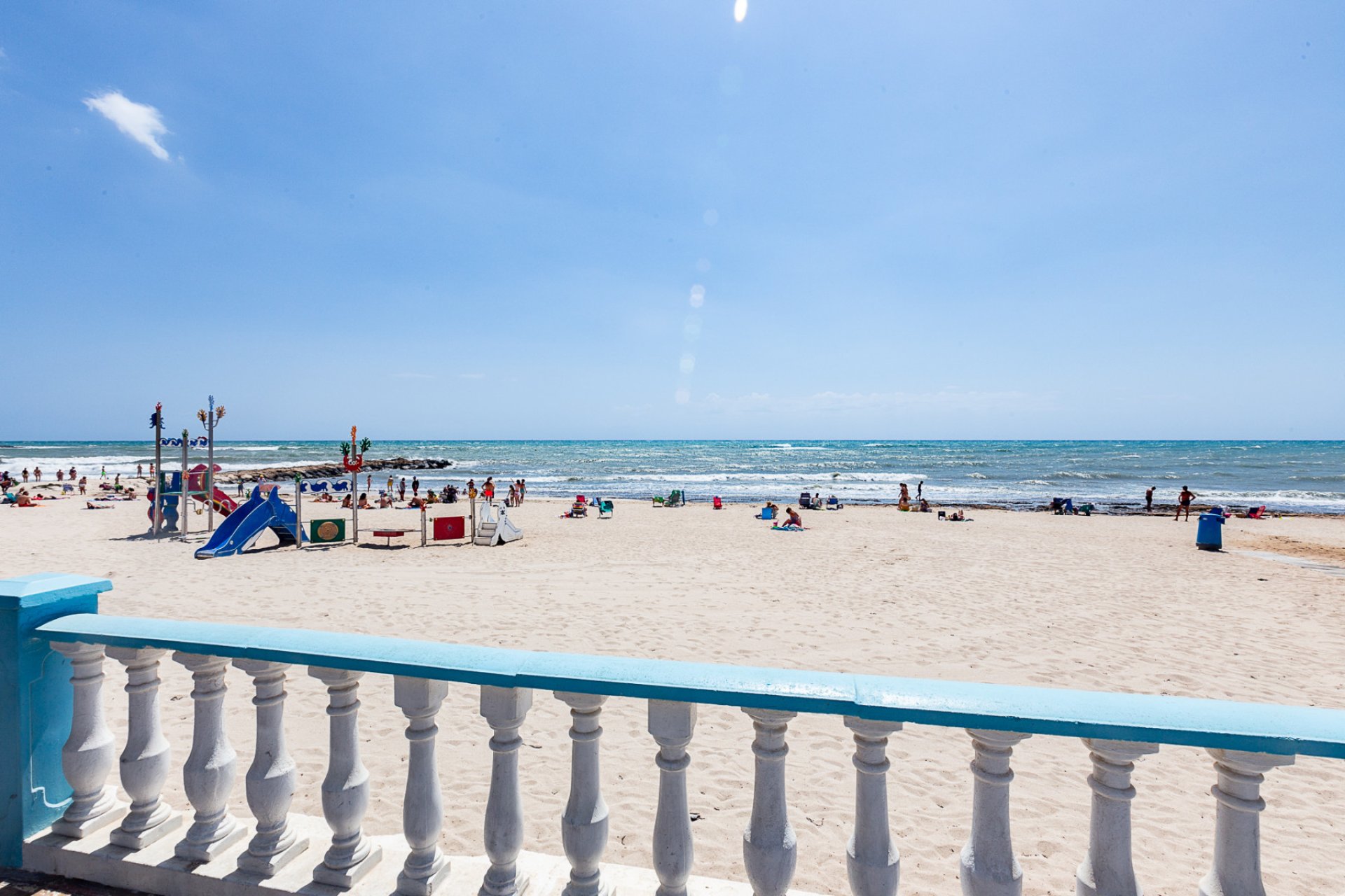 Re-Sale - Apartment - Torrevieja - Beach