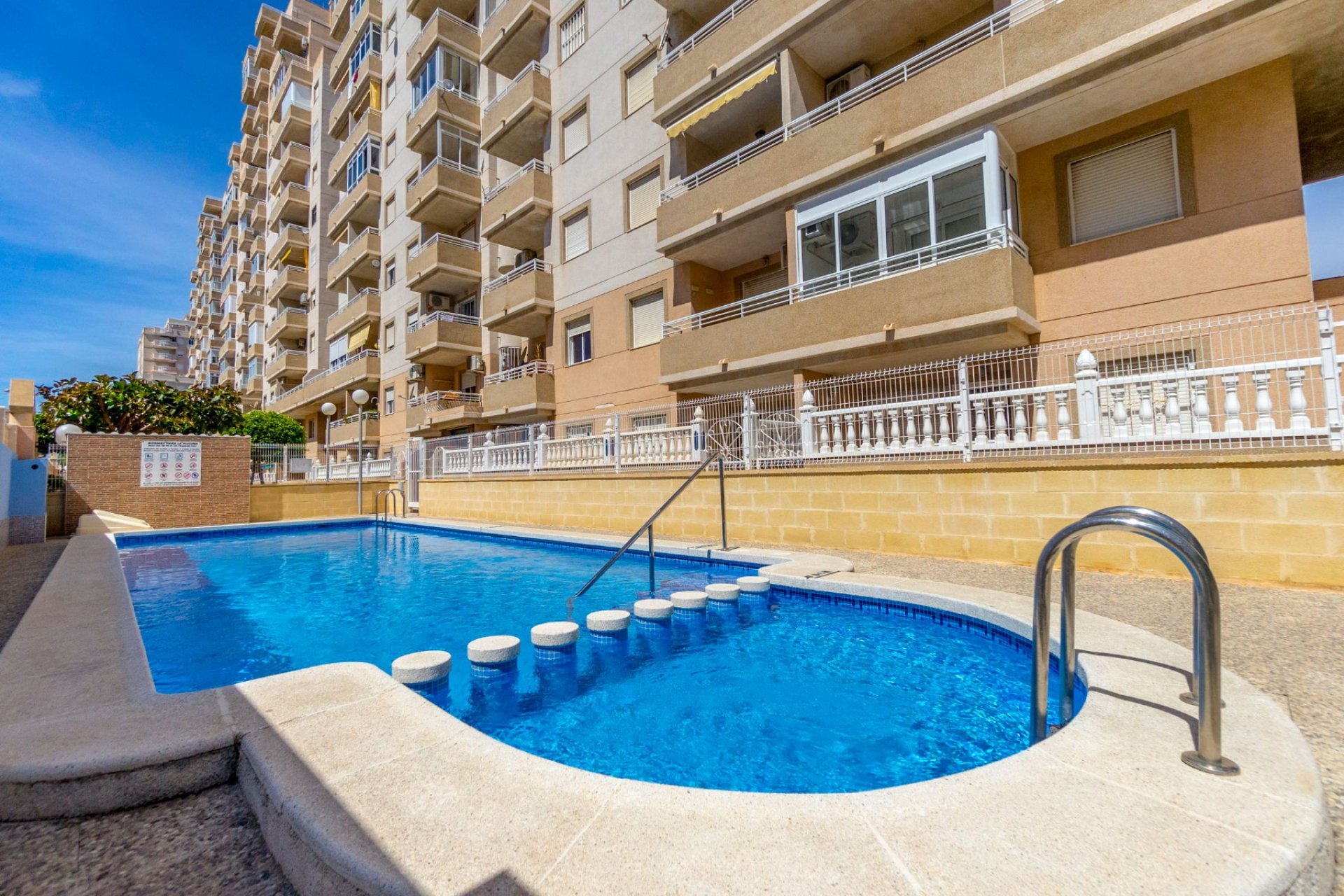 Re-Sale - Apartment - Torrevieja - Centro