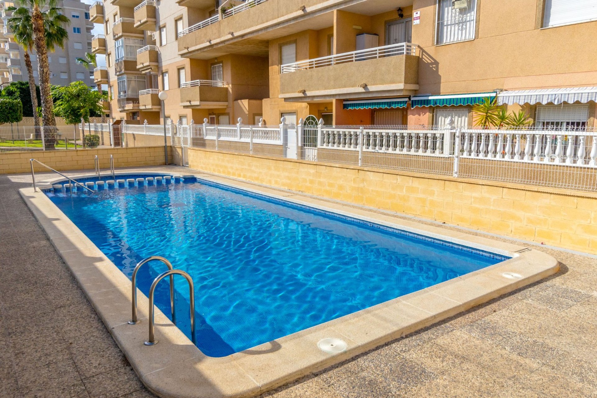 Re-Sale - Apartment - Torrevieja - Centro