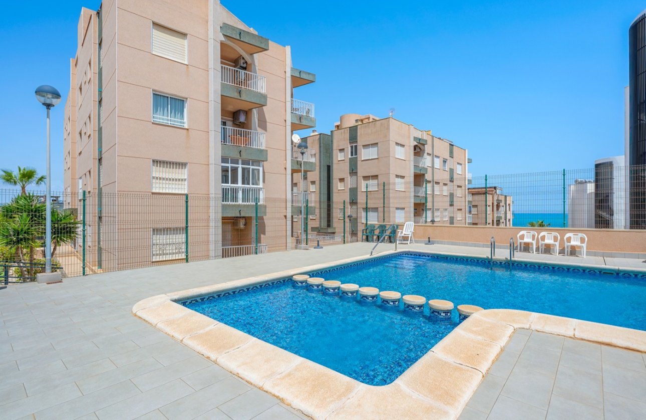 Re-Sale - Apartment - Torrevieja - La Mata