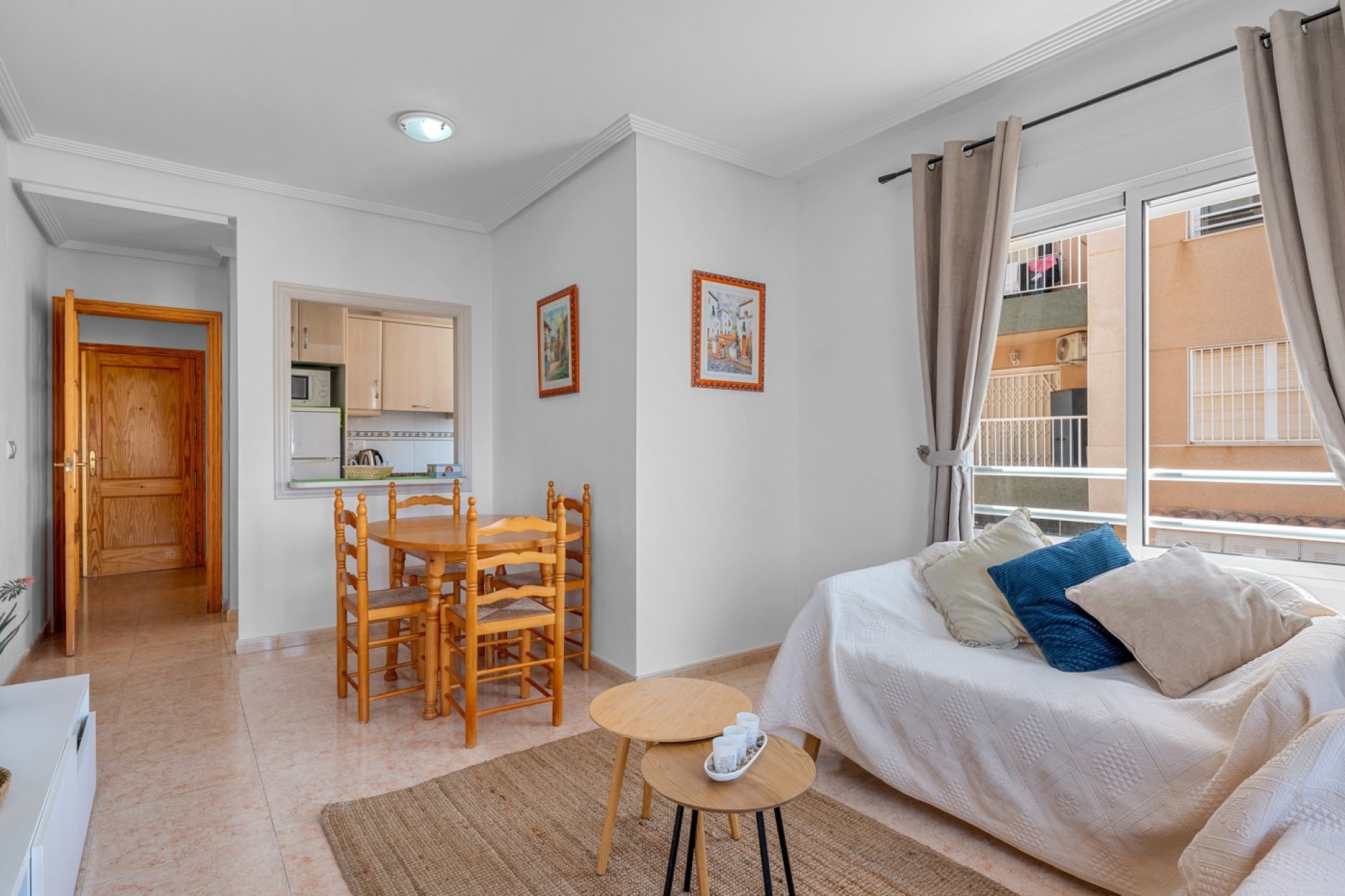 Re-Sale - Apartment - Torrevieja - La Mata