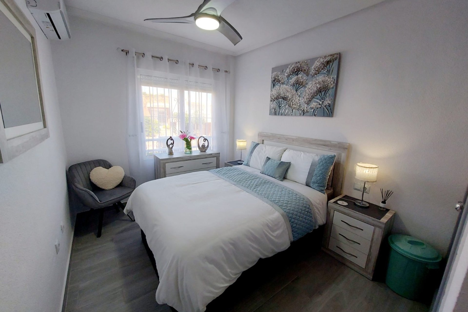 Re-Sale - Apartment - Torrevieja - La Mata