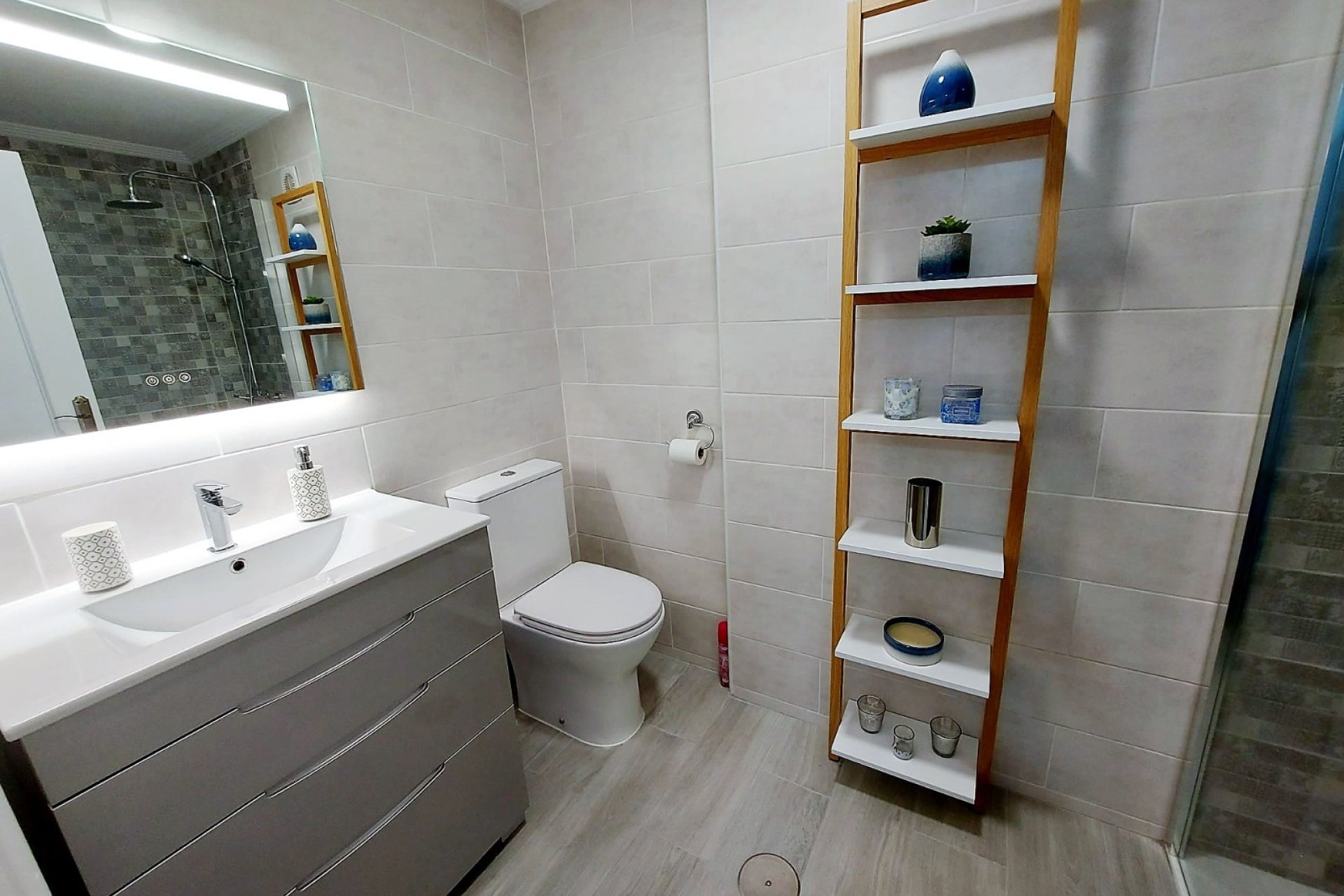 Re-Sale - Apartment - Torrevieja - La Mata