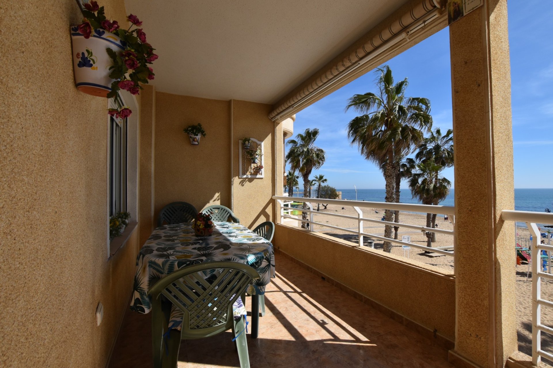 Re-Sale - Apartment - Torrevieja - La Mata