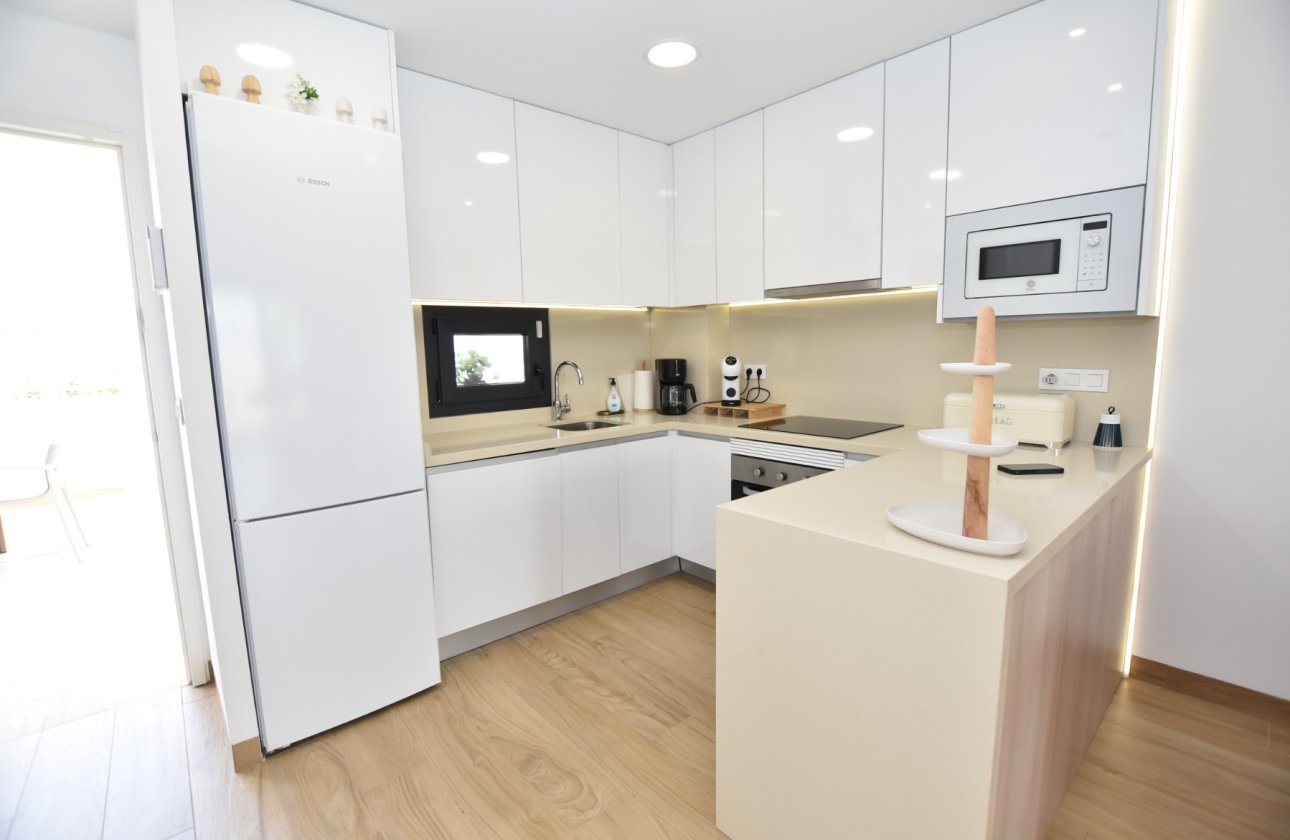 Re-Sale - Apartment - Torrevieja - Los Balcones