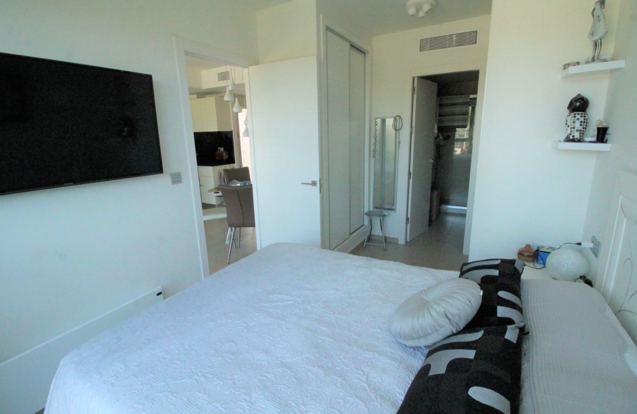 Re-Sale - Apartment - Torrevieja - Punta Prima