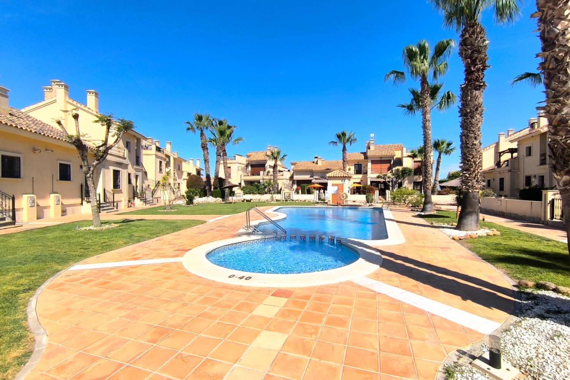 Re-Sale - Bungalow - Algorfa