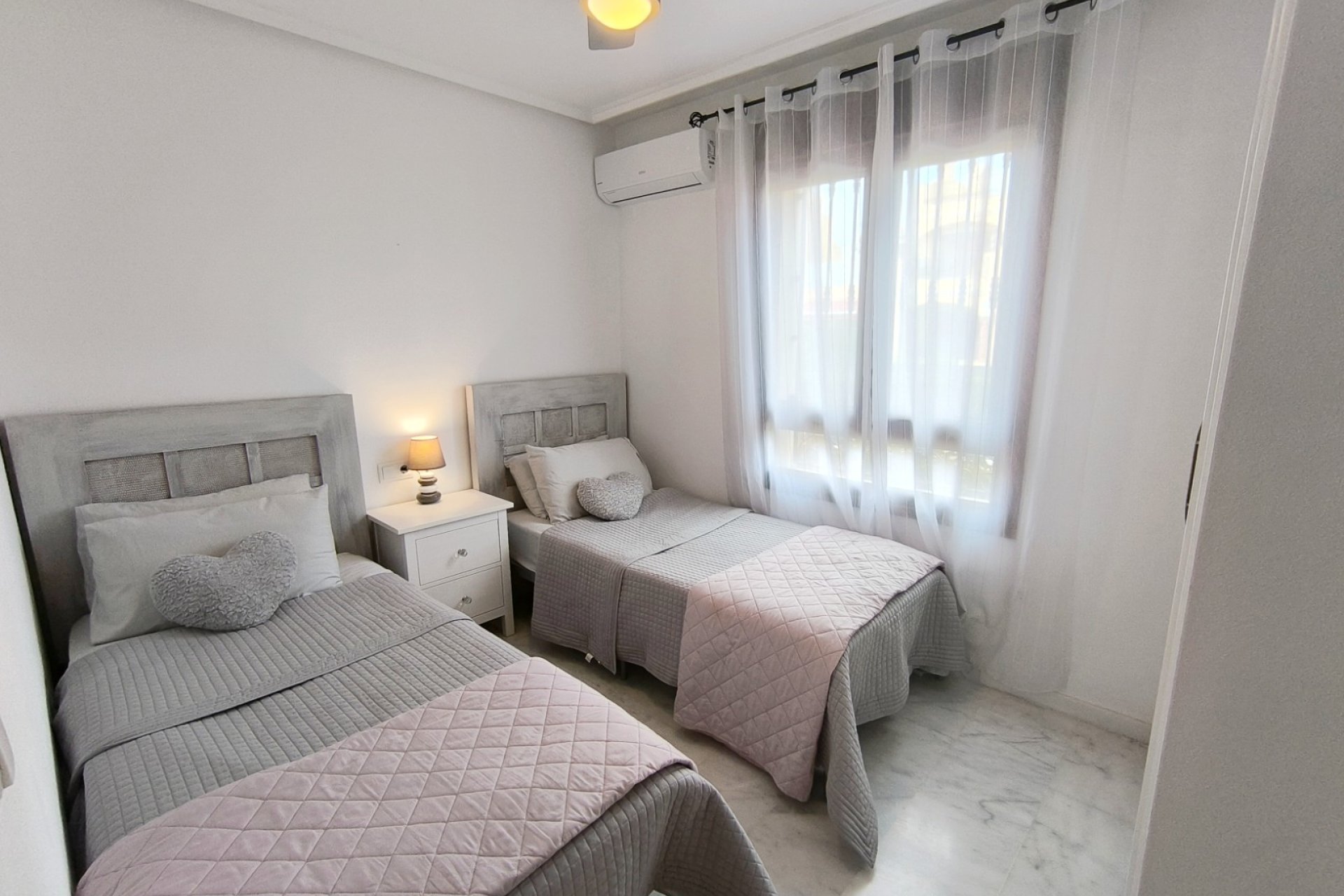 Re-Sale - Bungalow - Algorfa