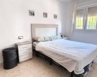 Re-Sale - Bungalow - Los Montesinos - La Herrada