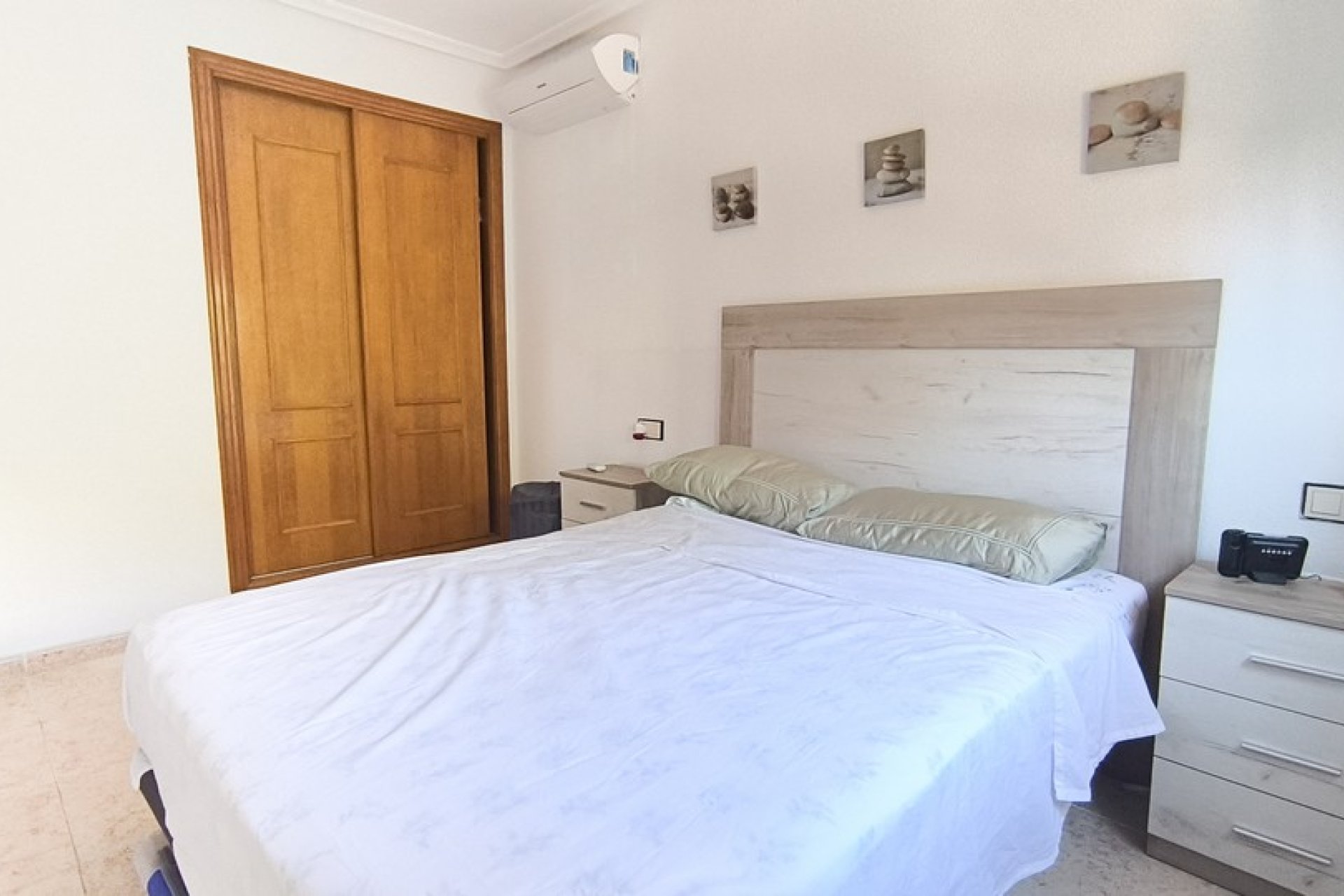 Re-Sale - Bungalow - Los Montesinos - La Herrada