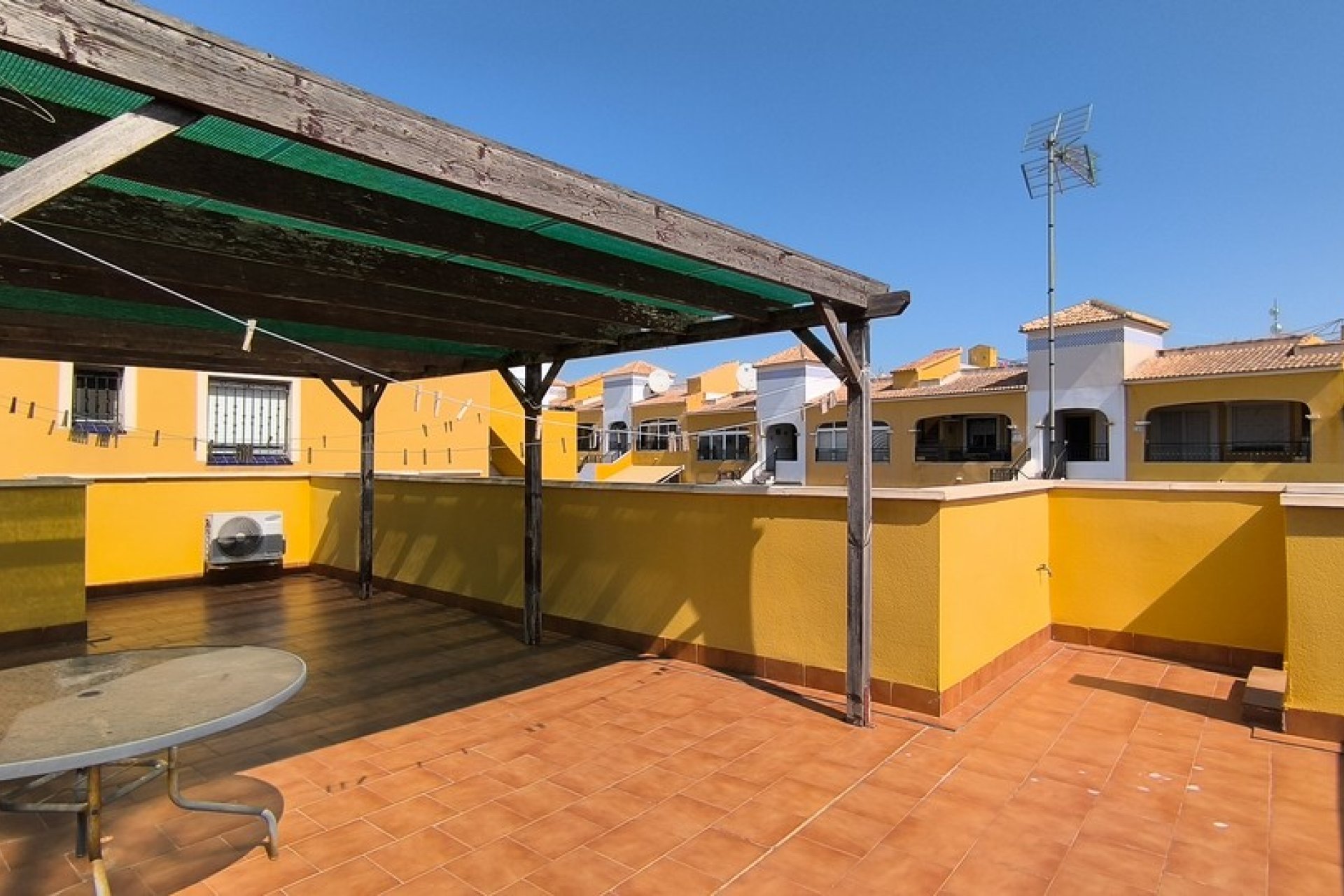 Re-Sale - Bungalow - Los Montesinos - La Herrada