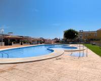 Re-Sale - Bungalow - Los Montesinos - La Herrada