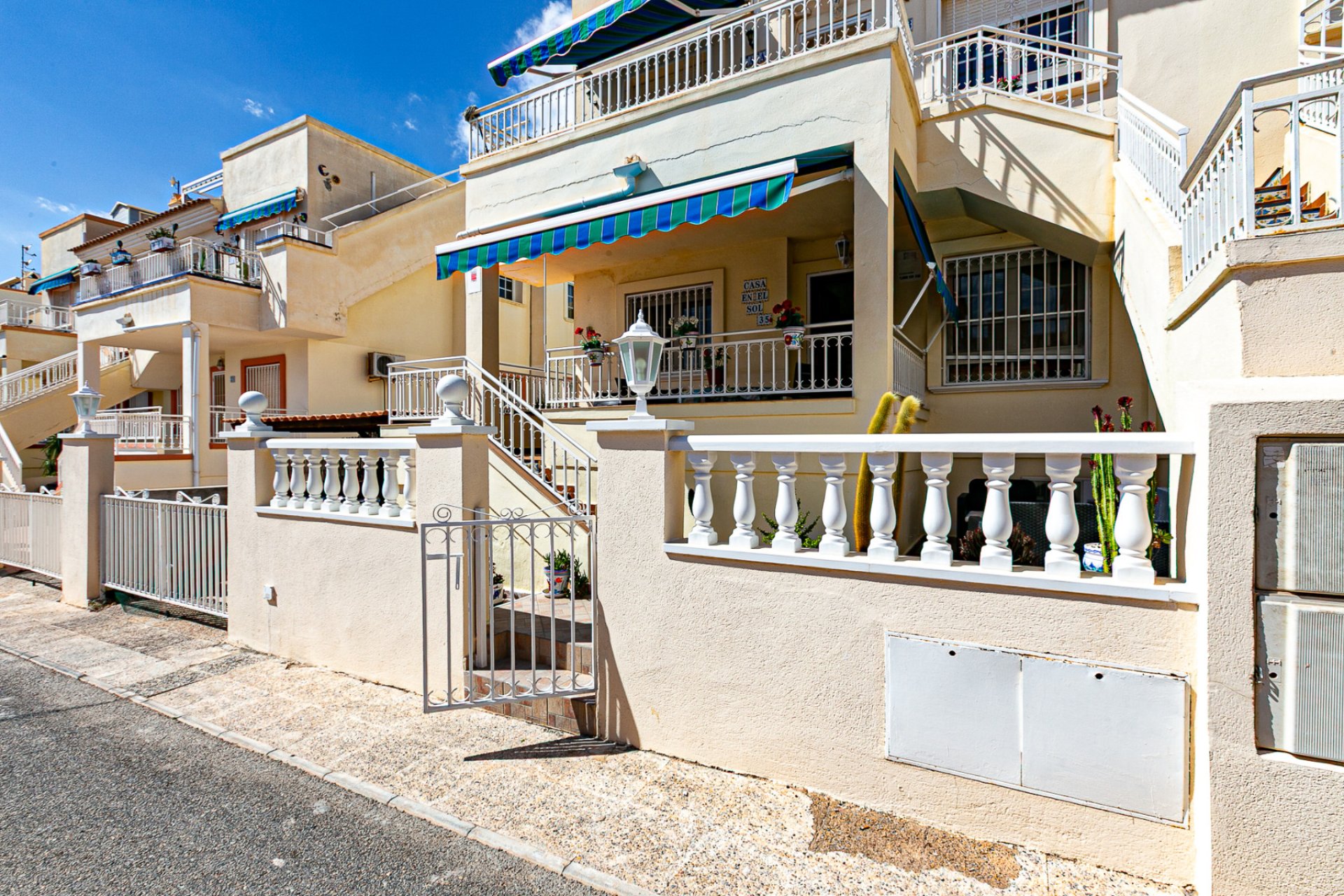 Re-Sale - Bungalow - Playa Flamenca - Orihuela Costa
