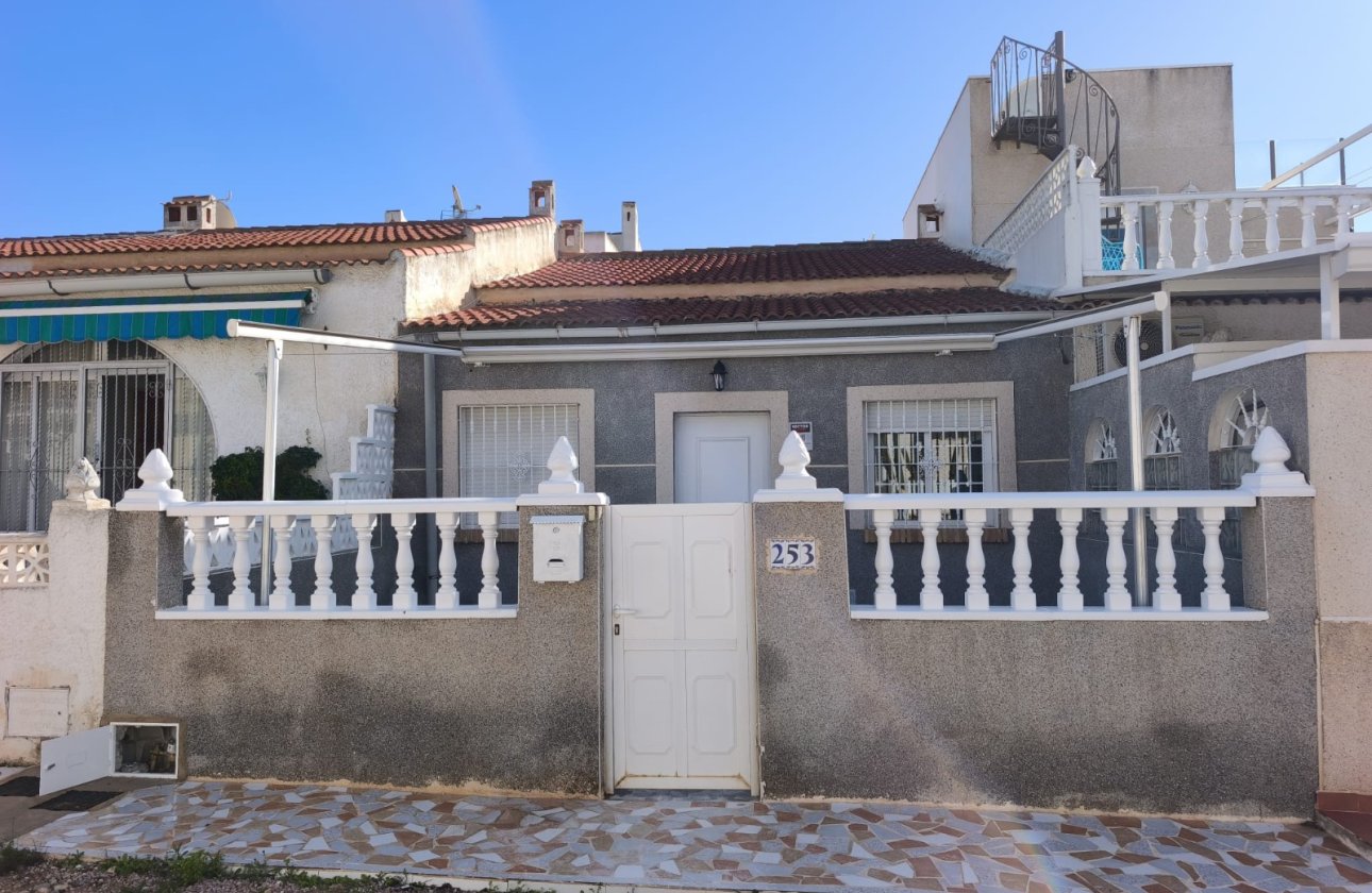 Re-Sale - Bungalow - Torrevieja - El chaparral