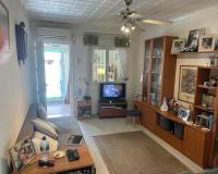 Re-Sale - Bungalow - Torrevieja - Urbanización San Luis