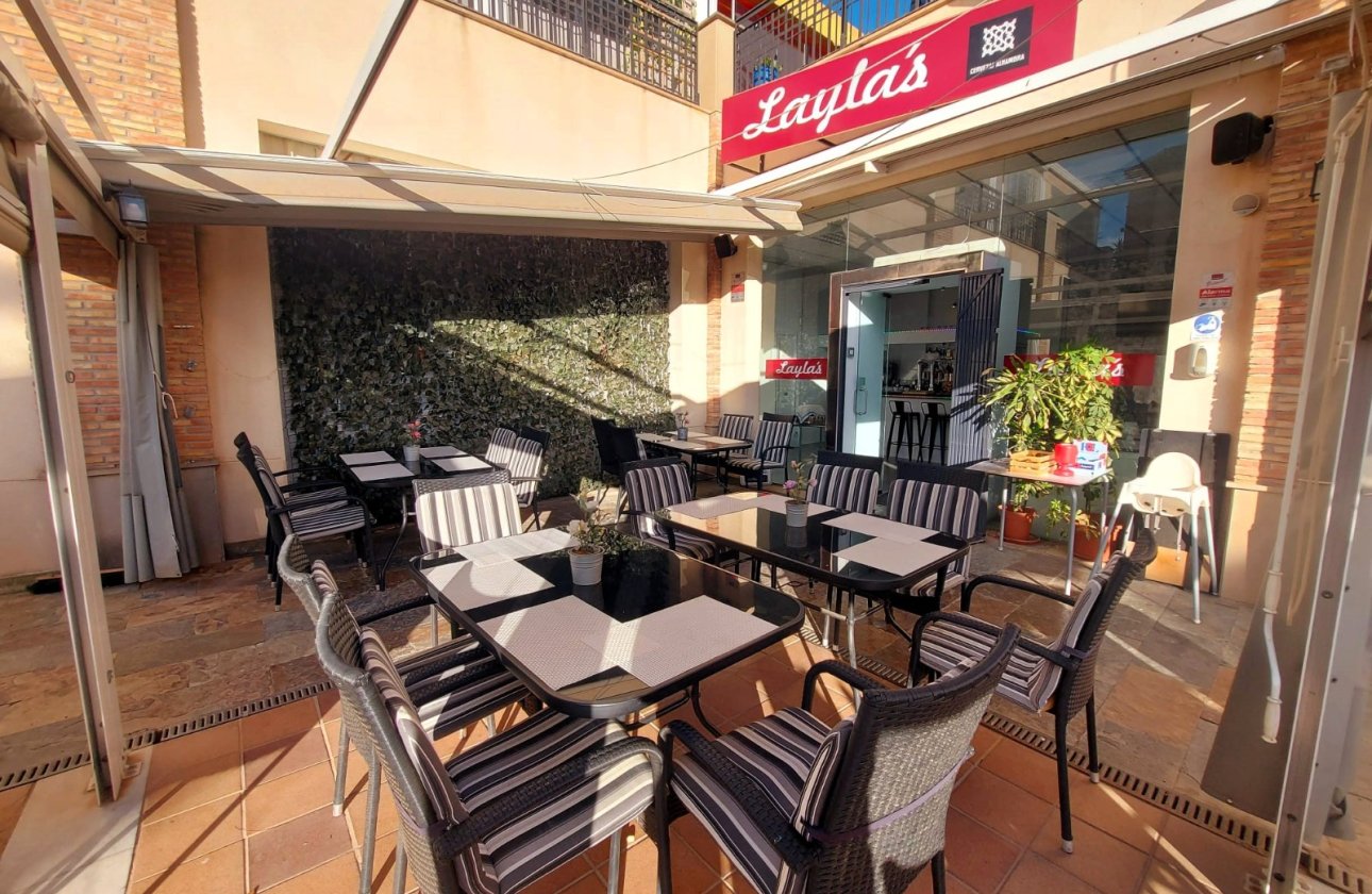 Re-Sale - Commercial - Algorfa