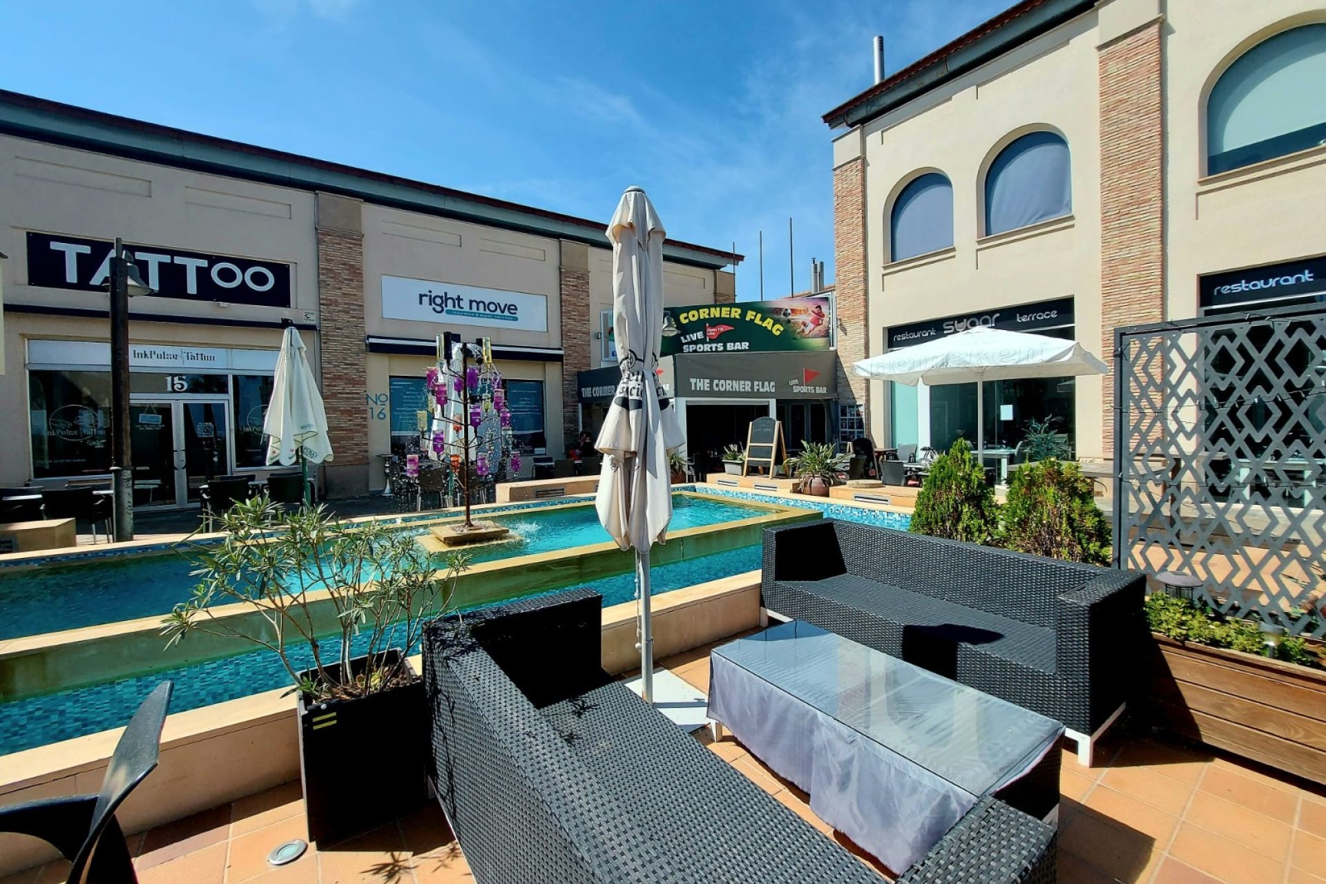 Re-Sale - Commercial - Algorfa