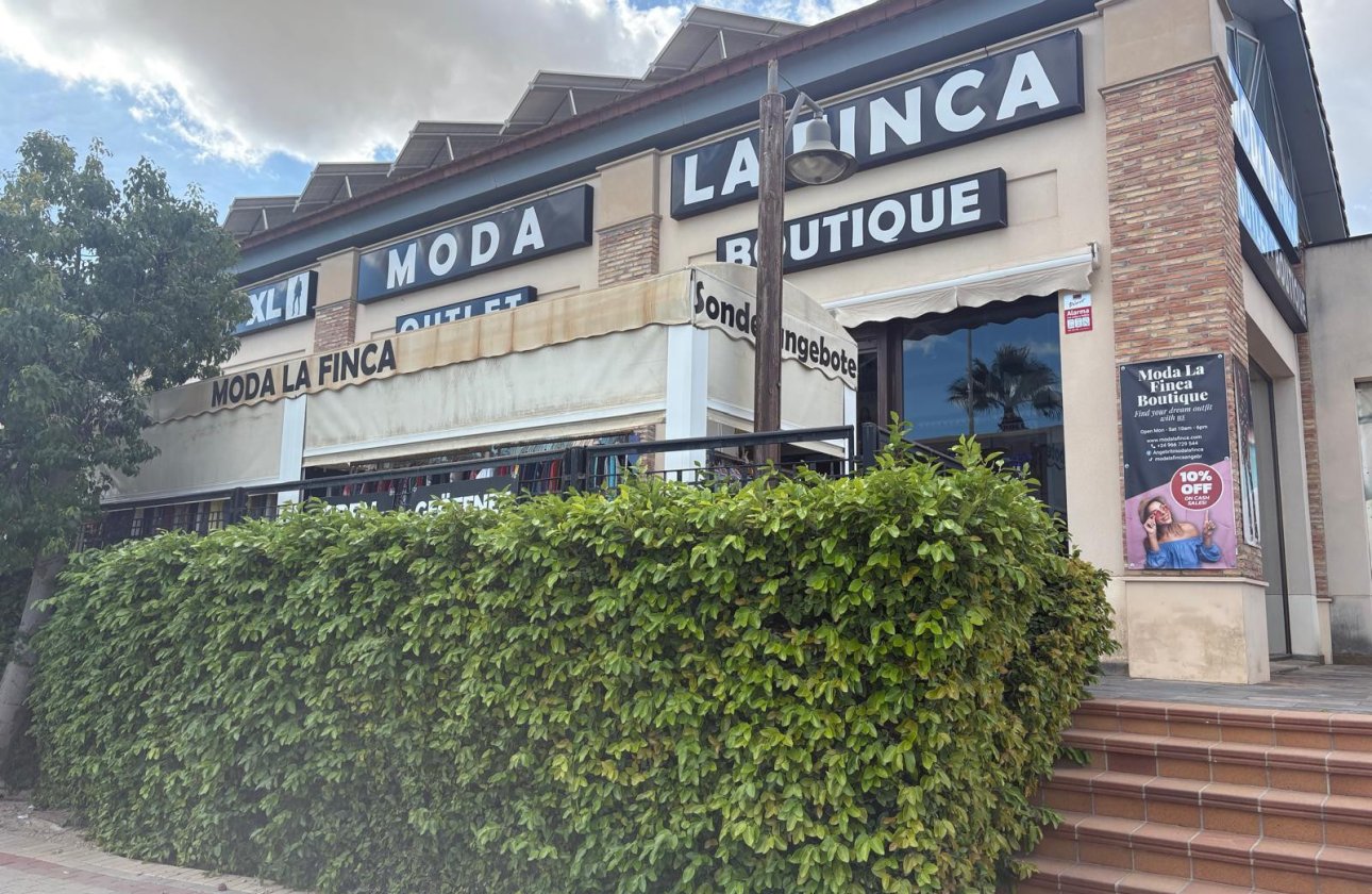 Re-Sale - Commercial - Algorfa