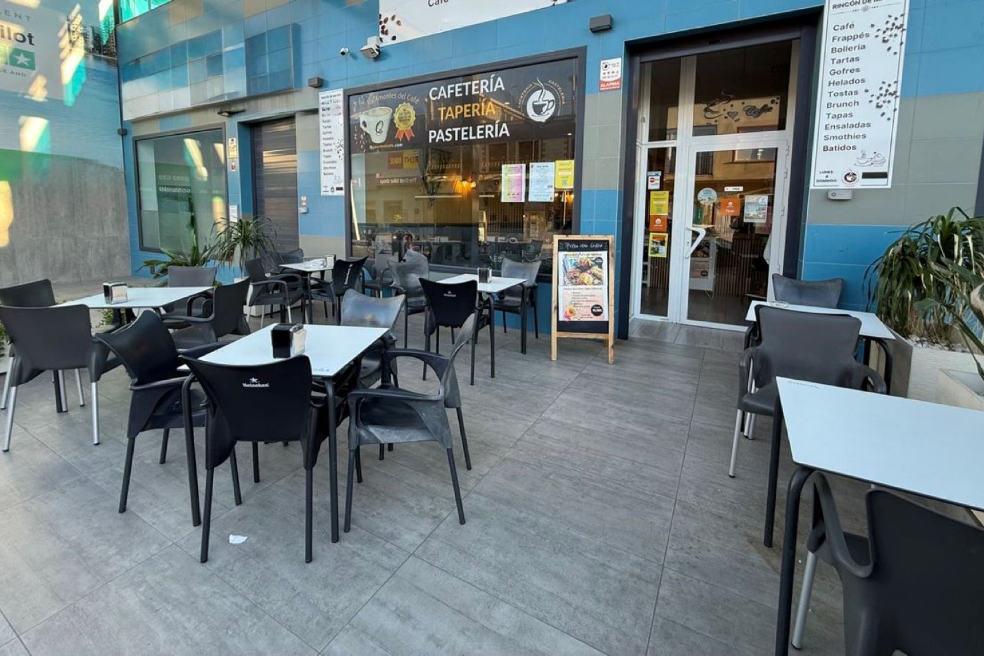 Re-Sale - Commercial - Benijofar