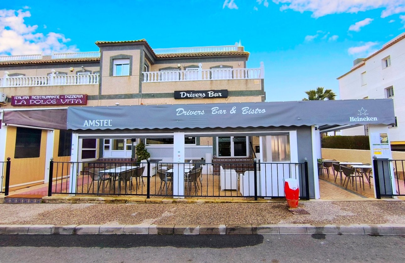 Re-Sale - Commercial - Villamartin