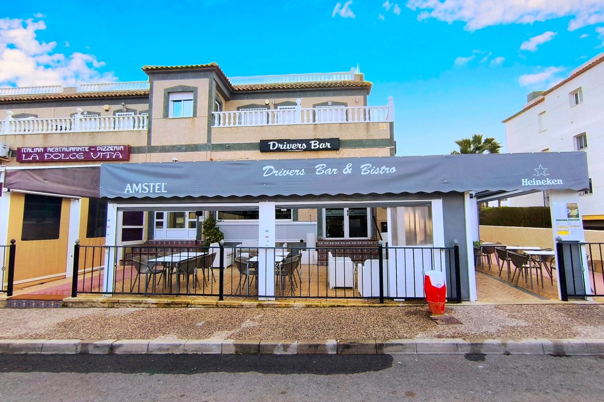 Re-Sale - Commercial - Villamartin