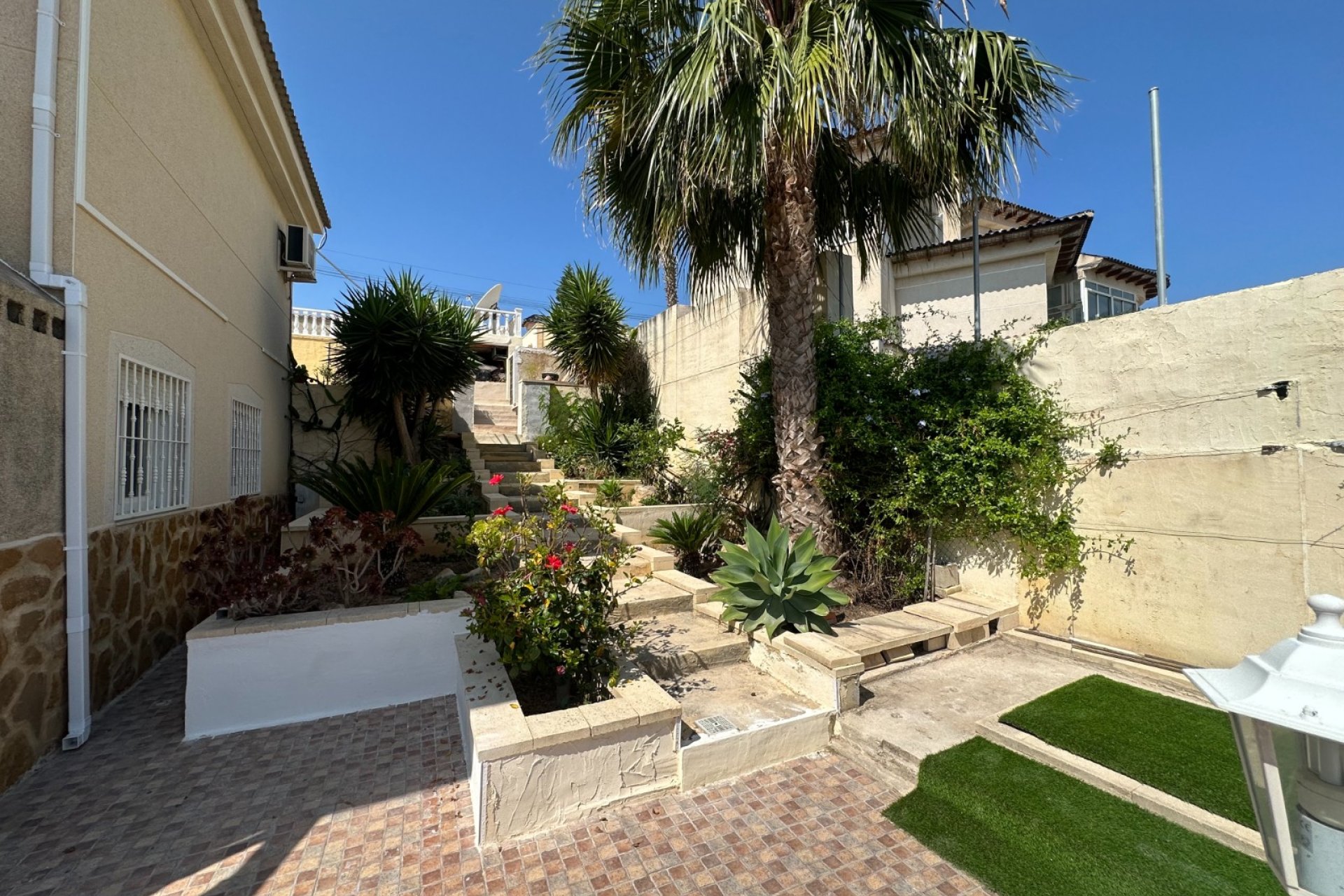 Re-Sale - Detached Villa - Algorfa - Almoradí