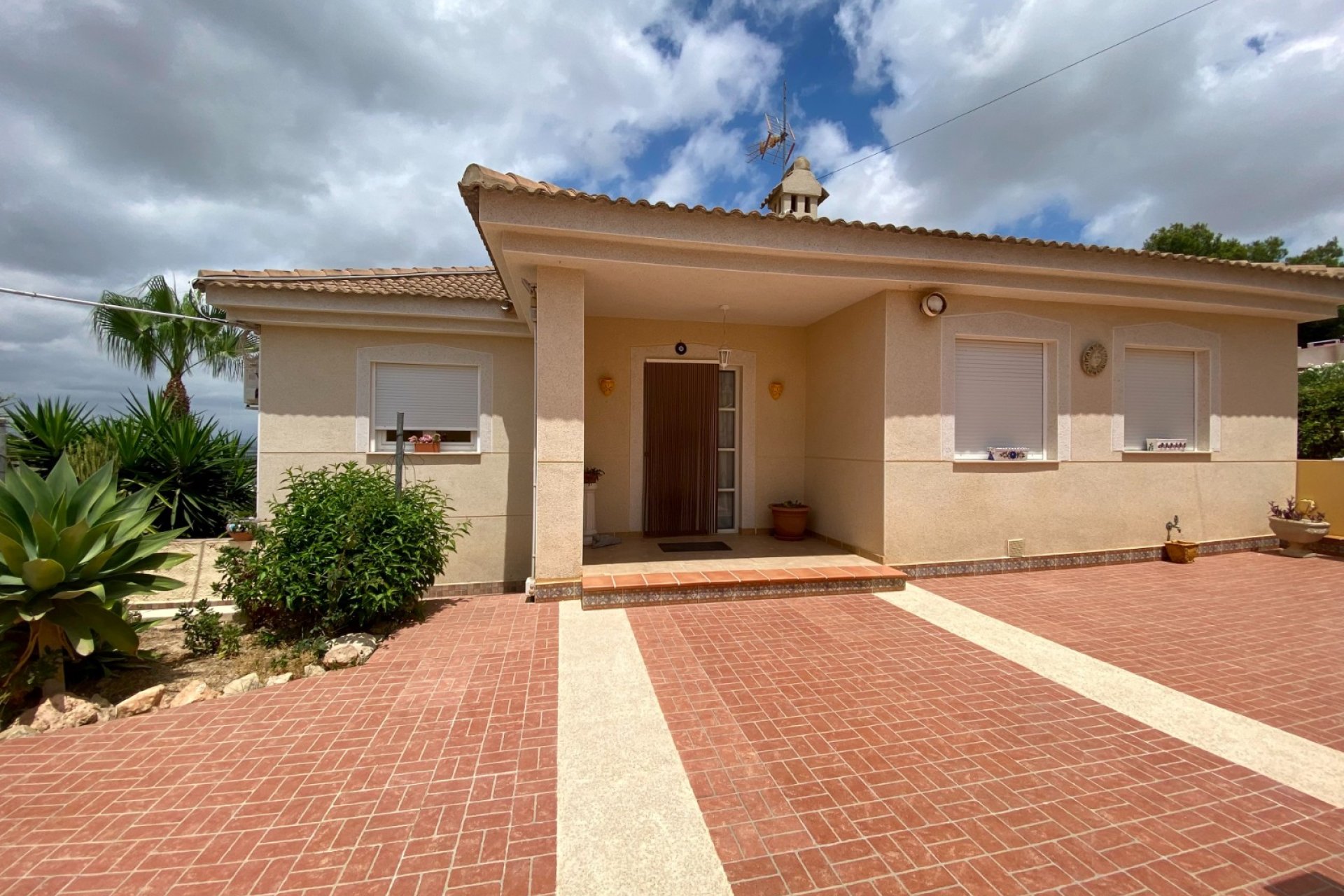 Re-Sale - Detached Villa - Algorfa - Almoradí