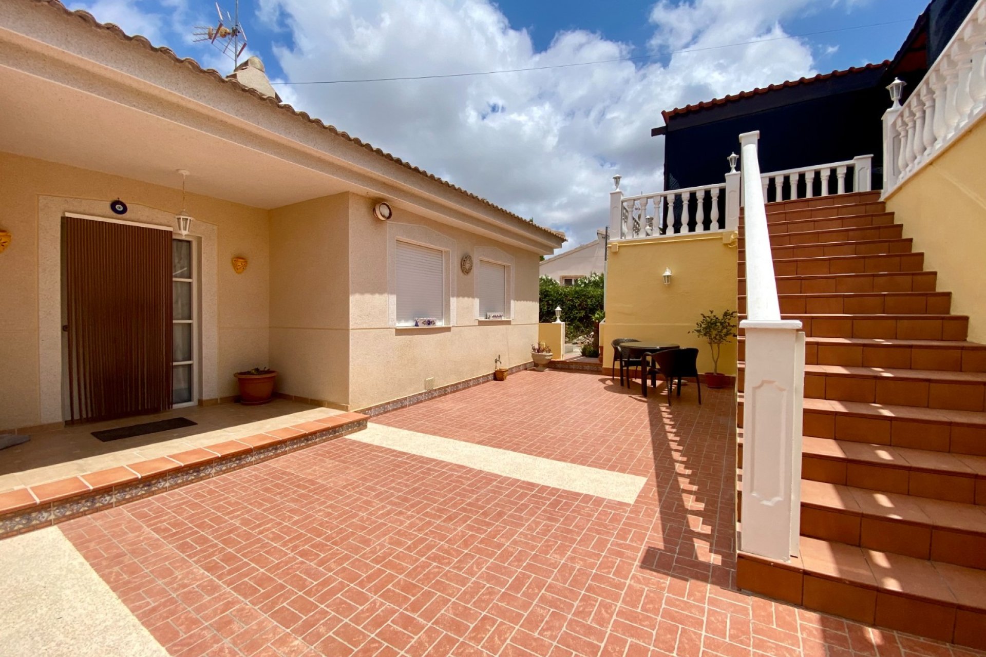 Re-Sale - Detached Villa - Algorfa - Almoradí