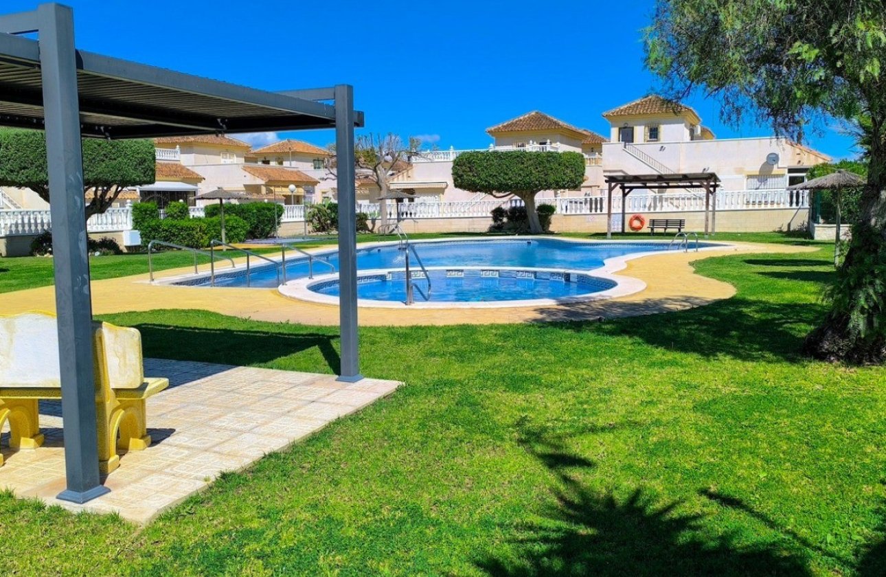 Re-Sale - Detached Villa - Algorfa