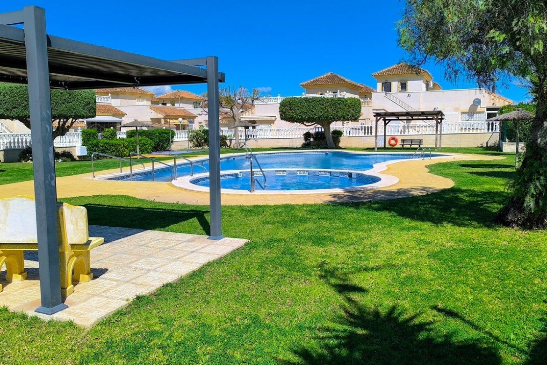 Re-Sale - Detached Villa - Algorfa