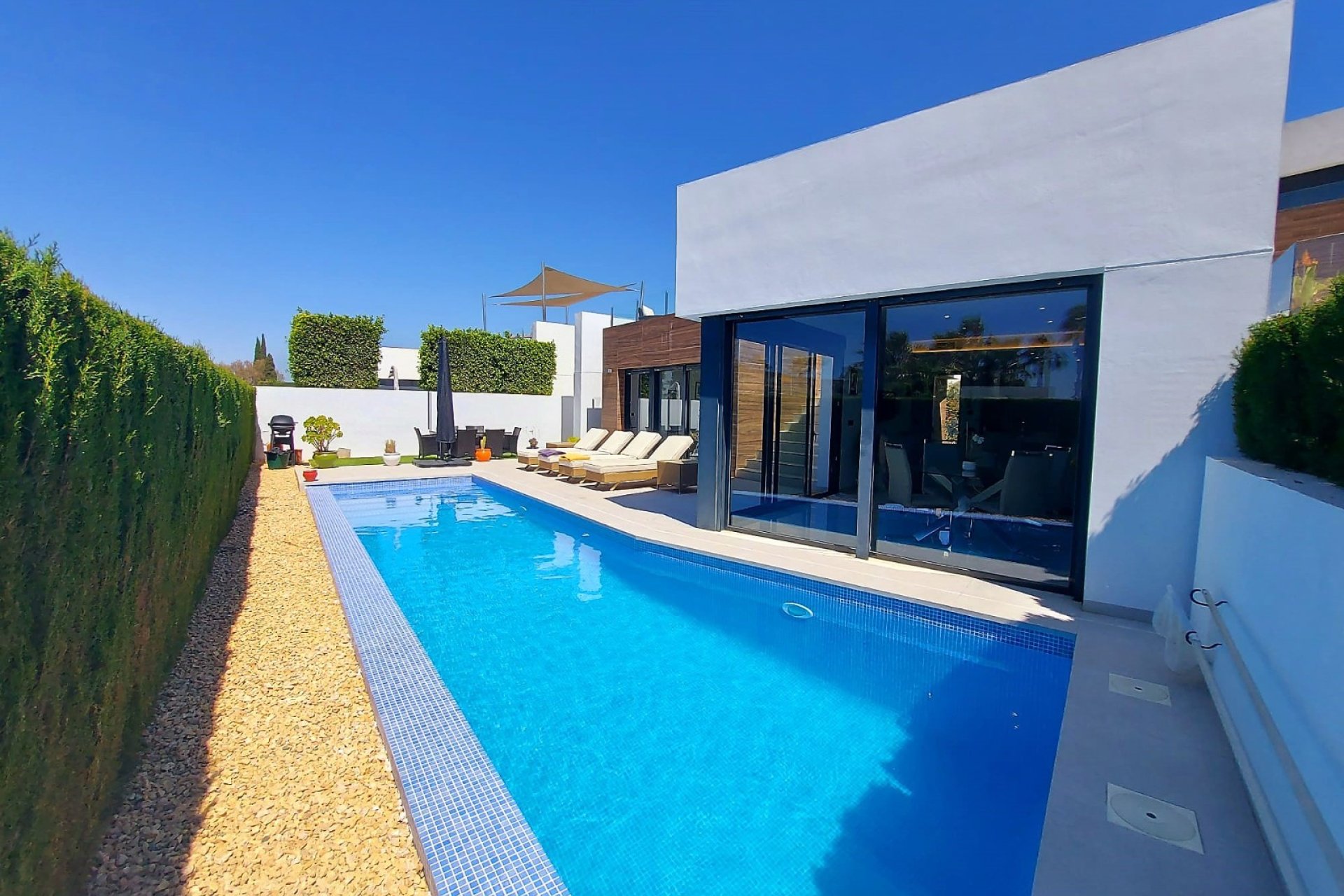 Re-Sale - Detached Villa - Algorfa