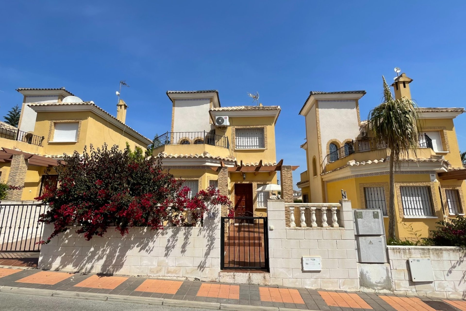 Re-Sale - Detached Villa - Algorfa