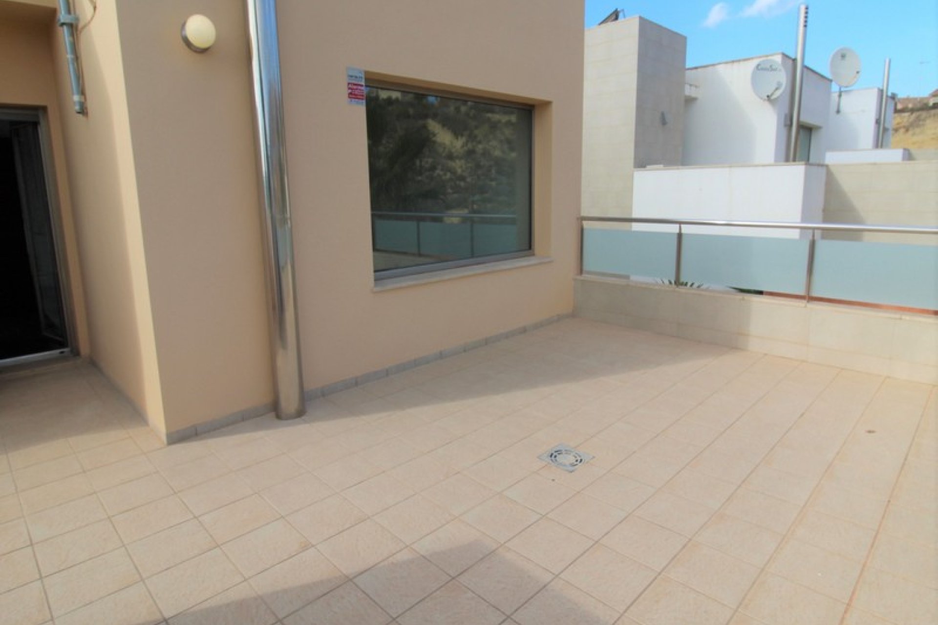 Re-Sale - Detached Villa - Algorfa