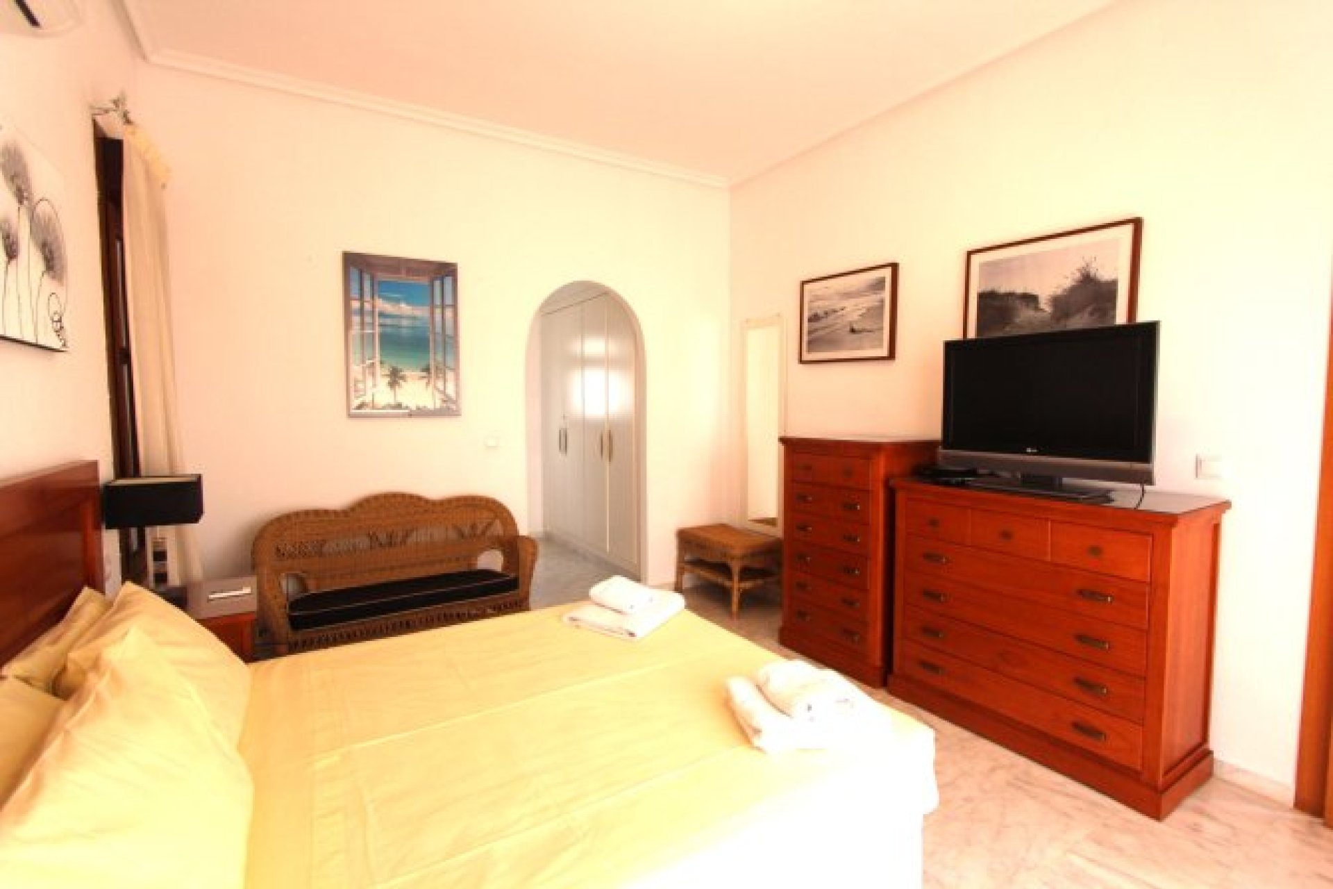 Re-Sale - Detached Villa - Algorfa