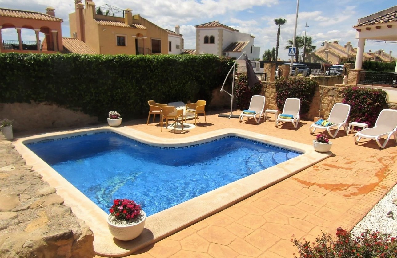 Re-Sale - Detached Villa - Algorfa