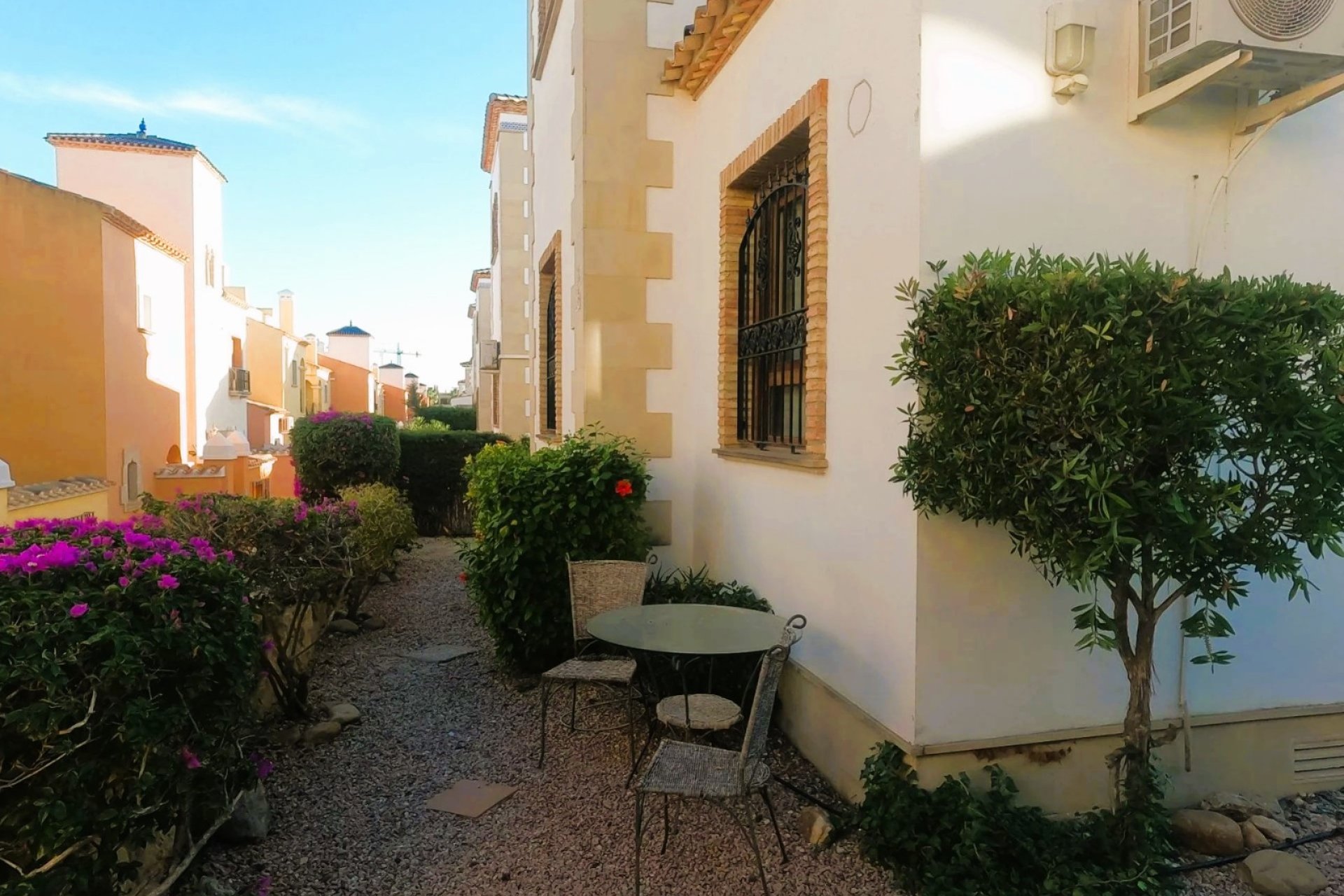 Re-Sale - Detached Villa - Algorfa
