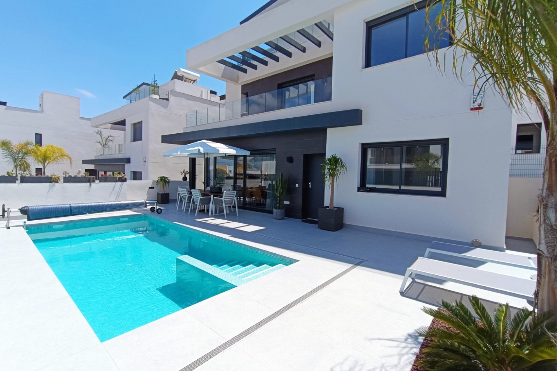 Re-Sale - Detached Villa - Algorfa